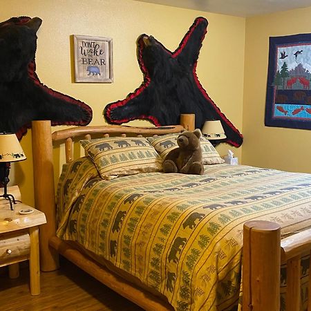 Two Bears Inn Bed & Breakfast Red Lodge Esterno foto