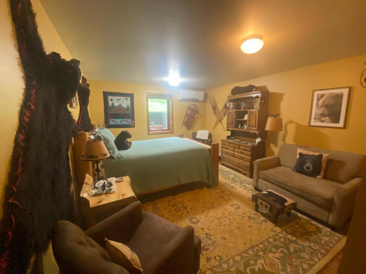 Two Bears Inn Bed & Breakfast Red Lodge Esterno foto