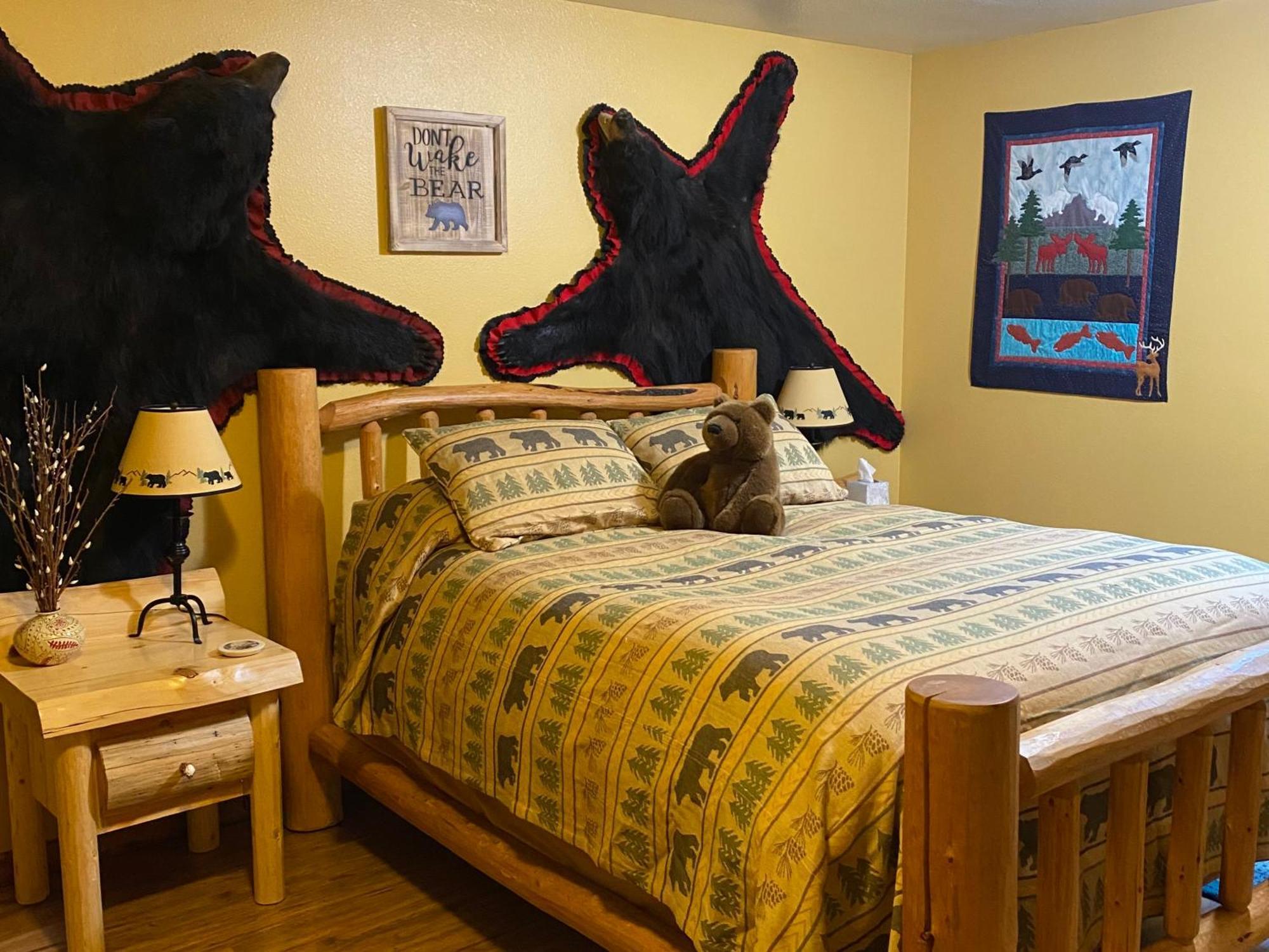 Two Bears Inn Bed & Breakfast Red Lodge Esterno foto